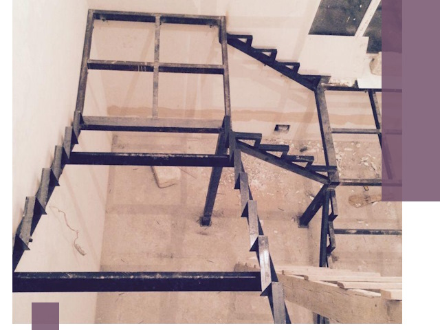 Монтаж лестниц на металлокаркасе в Самаре быстро и качественно