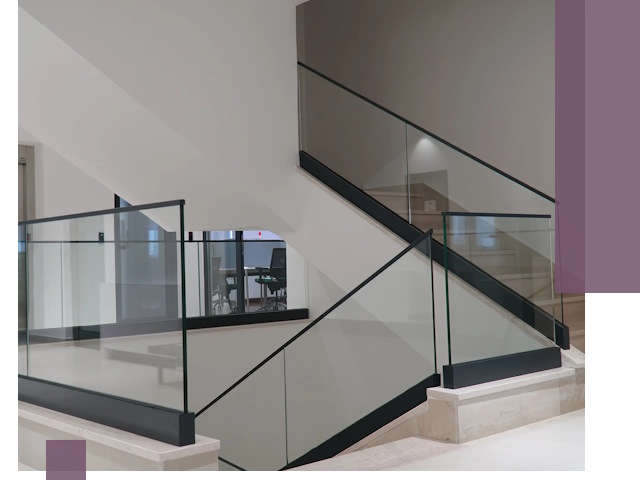 Стеклянные перила премиум-класса с установкой в Самаре