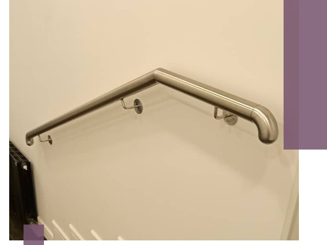 Изготовление пристенных поручней в Самаре под ключ за сроки